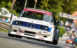 Hillclimb Monsters : BMW 320is E30... Concert mécanique !