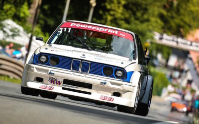 Hillclimb Monsters : BMW 320is E30… Concert mécanique !