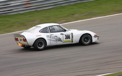 Opel GT en mode racing… sa race !
