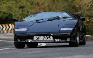 Un tour en Lamborghini Countach 25th Anniversary