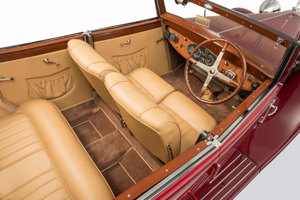 Bugatti 46S Cabriolet - Poésie mécanique 5