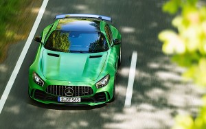 Engine Sound : Mercedes AMG GT R - Allo... Hulk ? C'est toi ?!