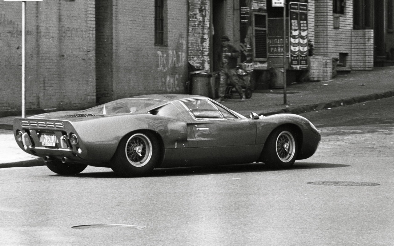 Accueil 13 Engine sound : Ford GT40 MK1 – Street legal… mais pas trop !
