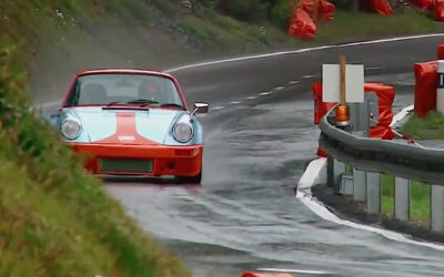 C&rsquo;est l&rsquo;hiver, ça glisse… surtout en Porsche 911 !