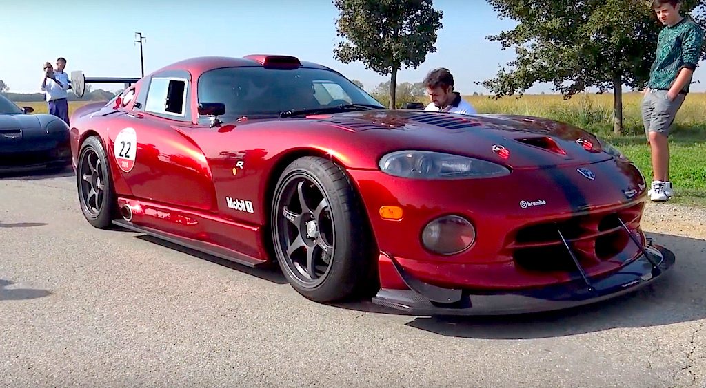 Dodge Viper GTS-R en straight-pipe : Brutale ! 5