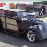 '34 Willys Woody Wagon... Avec 1000 ch dans les cannes !