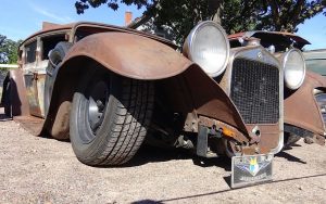 Bagged & chopped 1930 Studebaker... Le RatStude !