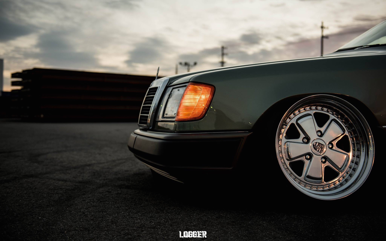 Coupé Mercos W124… Chaussé en Fuchs !