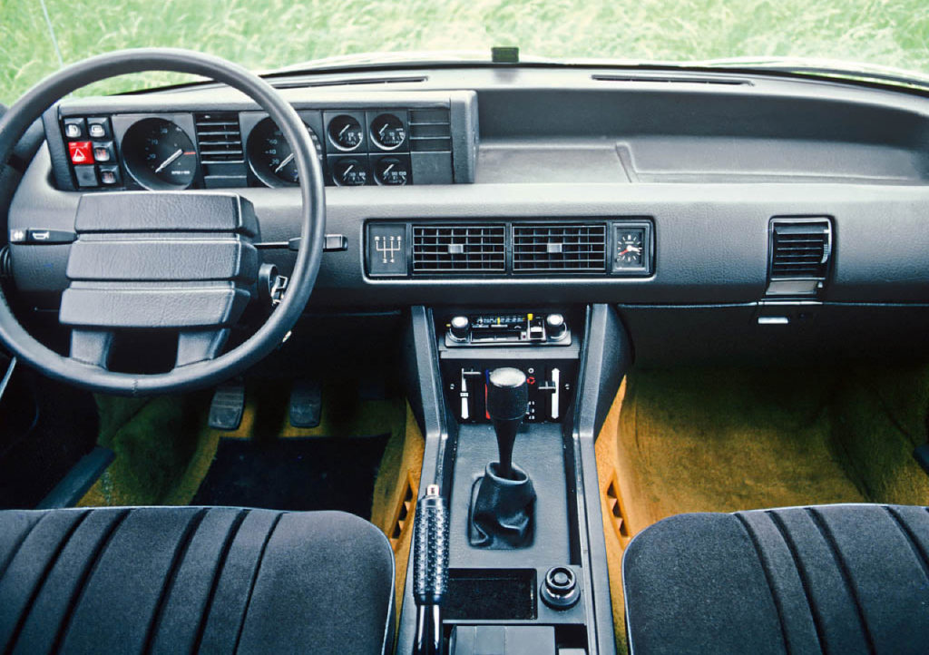 Rover SD1 : Road & Track ! 6