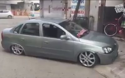 Stance fails – Michel sort du garage !