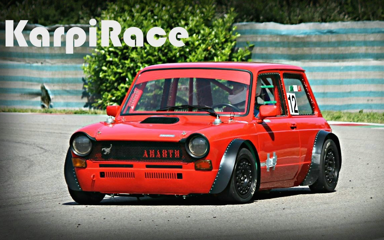 Accueil 12 Proto A112 Abarth : Ventouse à bitume !