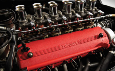 Parlons moteurs… La légende passe aussi par eux.