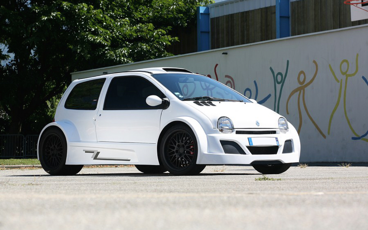 Accueil 13 Twingo V8 Trophy Lazareth : Fallait bien qu’on en parle un jour !