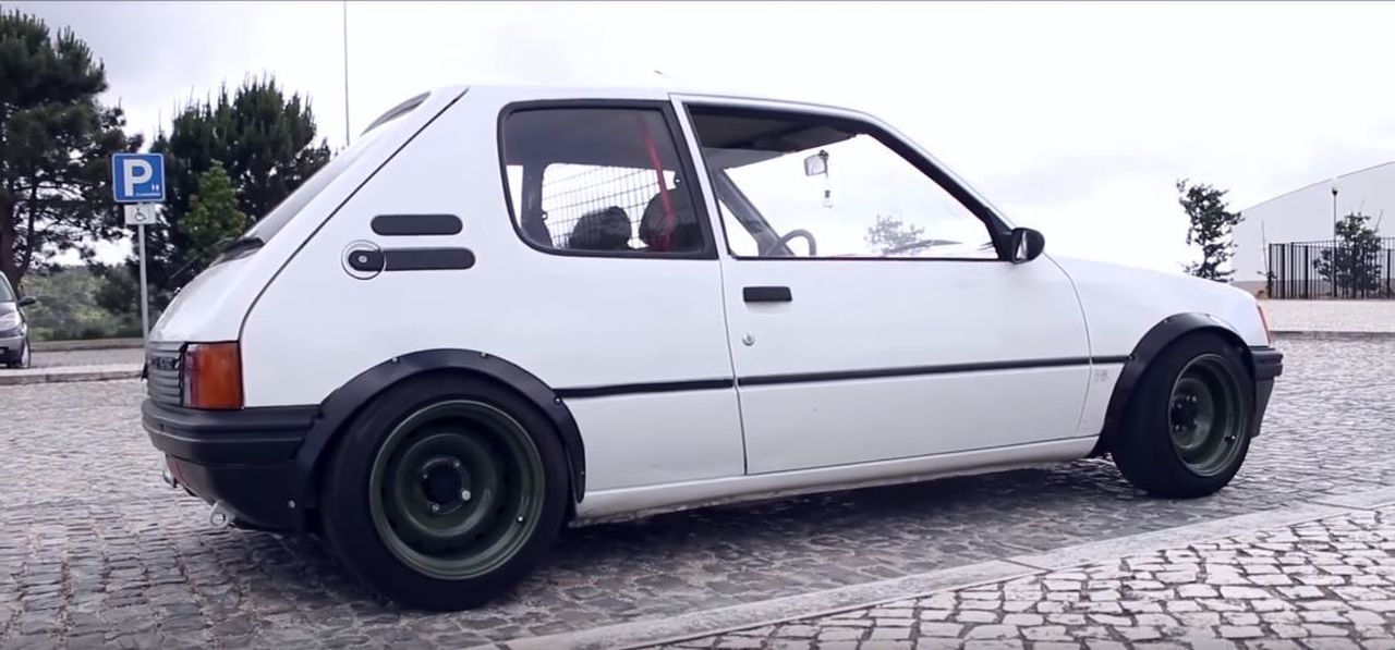 Peugeot 205 : Stance discount ! 8