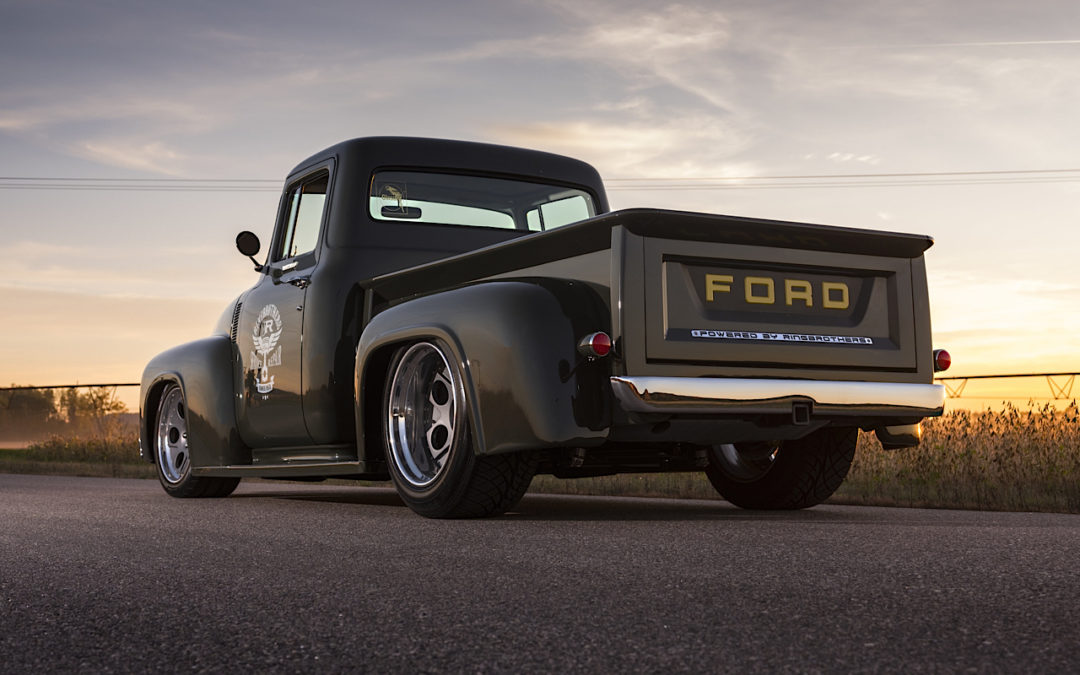 Ford F100 : L’utilitaire de chez Ringbrothers !