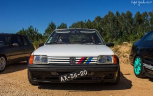Peugeot 205 : Stance discount !