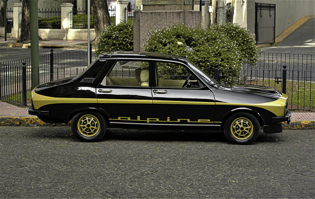 Renault 12 Alpine : Paris Latino ! 3