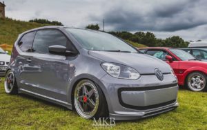 Slammed VW Up... And Down !