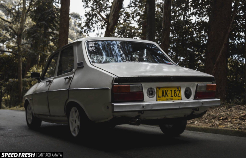 Juste une Renault 12 qui nous vient de Bogota ! 16