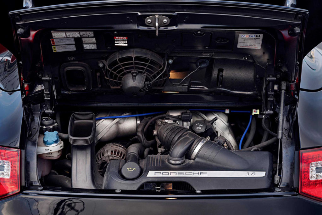 Porsche 997 Old & New : Elle enlève le haut ! 12