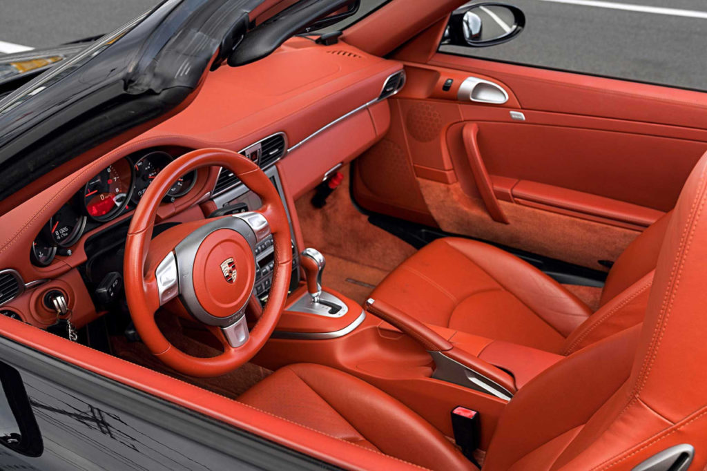 Porsche 997 Old & New : Elle enlève le haut ! 9