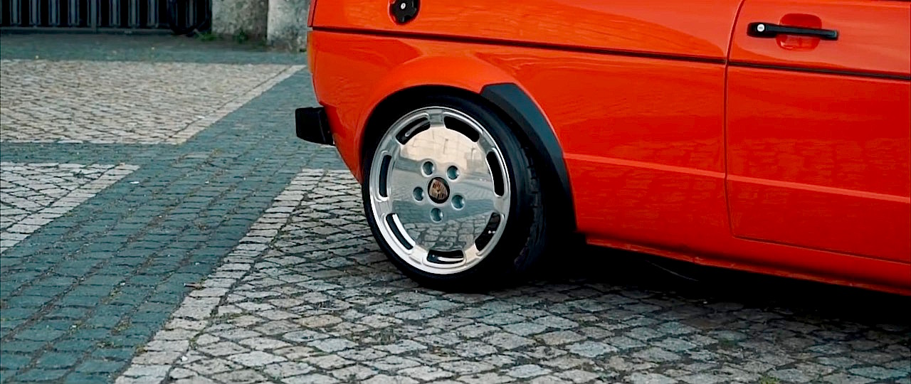 VW Golf 1 1.8l - Quand la sobriété cache la bestialité ! 2