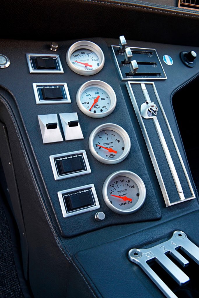 De Tomaso Pantera '72 - Elle aussi a droit à sa cure de restomod ! 27