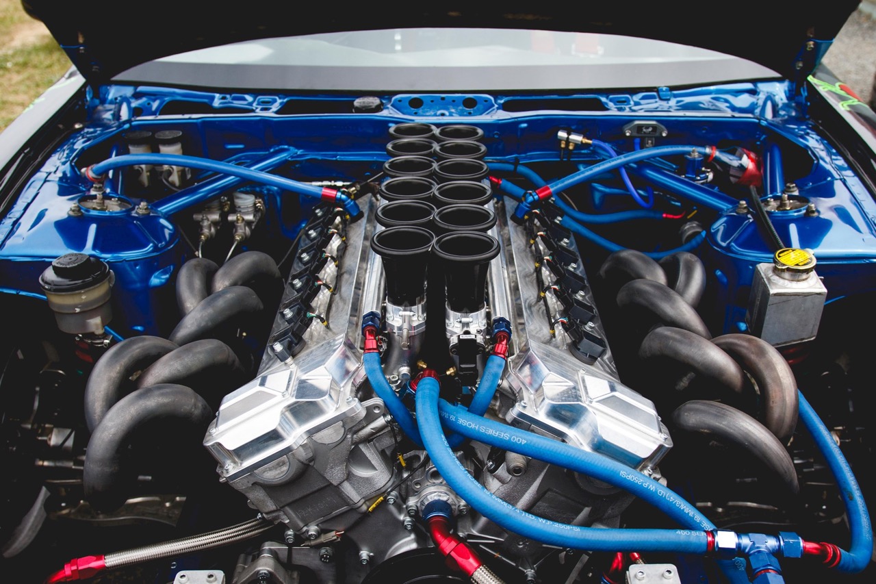 Une Nissan S14 en V12...?! Oui, ça existe ! 4