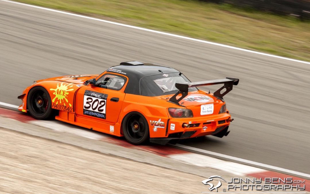 Honda s2000 amuse gt1