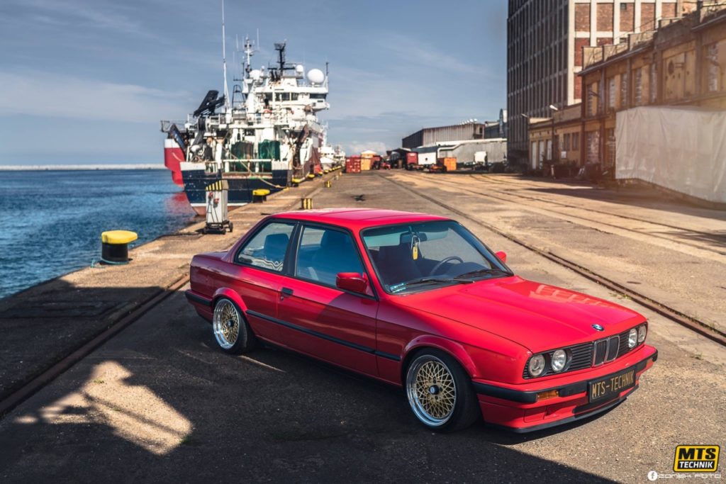 BMW E30 - Plus c'est simple... 10
