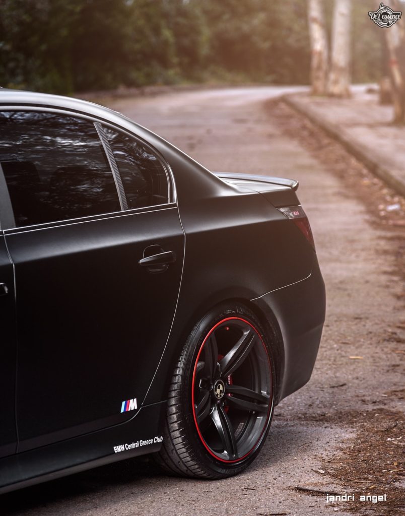BMW M5 E60 - Si sa sainteté veut bien se donner la peine... 8