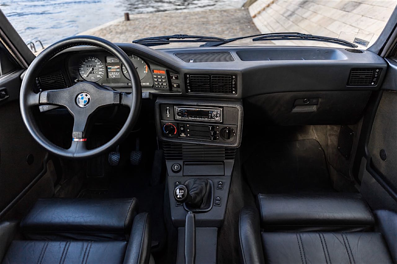 BMW M5 E28... un peu spéciale ! 25