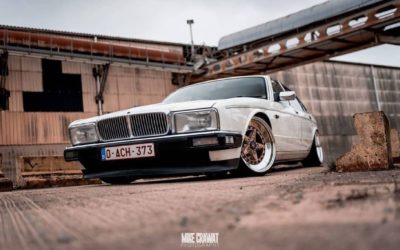 Slammed Daimler XJ40 – Du Static pour Sa Majestic !