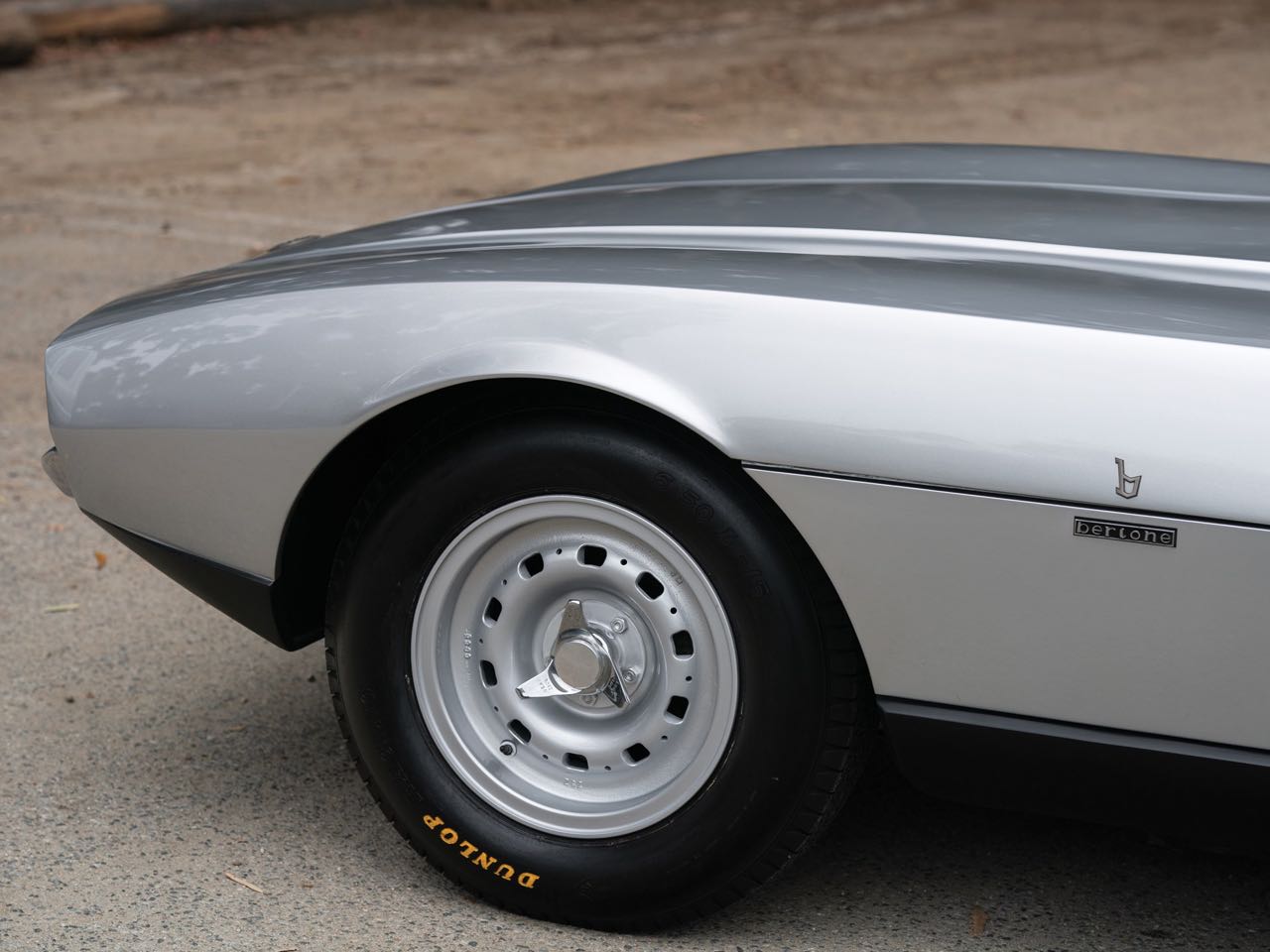 Jaguar Pirana - London made in Bertone... 1