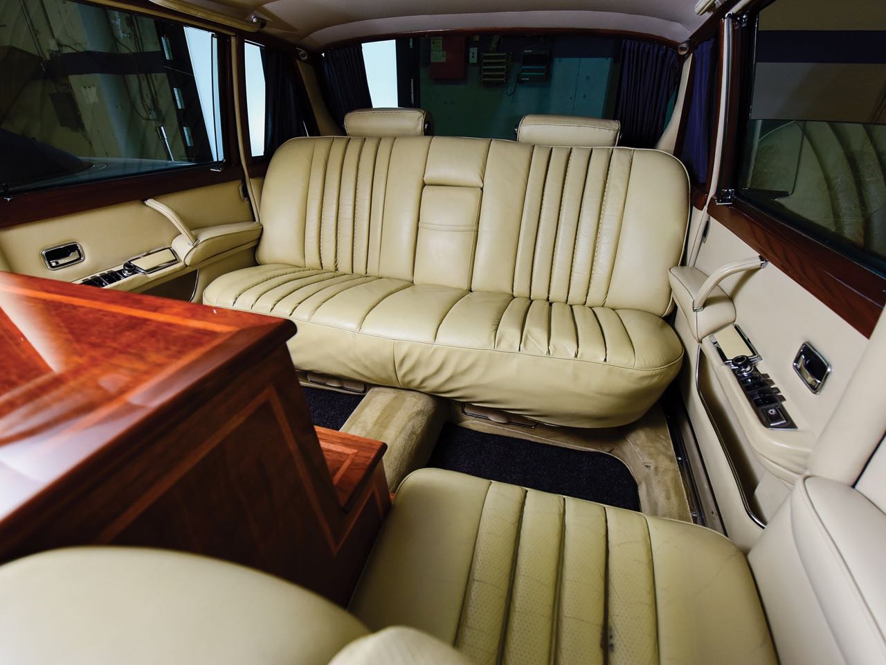 Mercedes 600 Pullman & Limousine... Immortelle et intemporelle ! 11