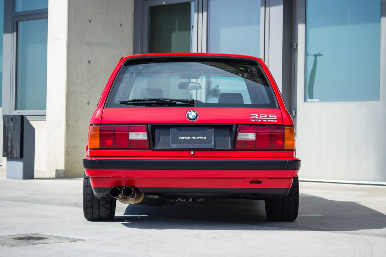 '89 BMW E30 Touring 325i Turbo... Rouge comme l'enfer ! 3