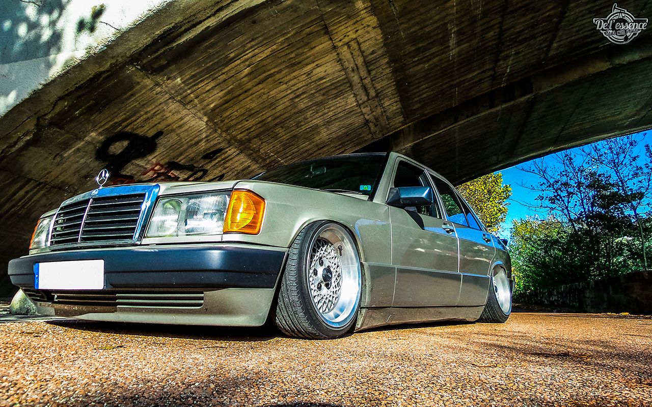 La Mercedes 190 de JC – Violence visuelle !