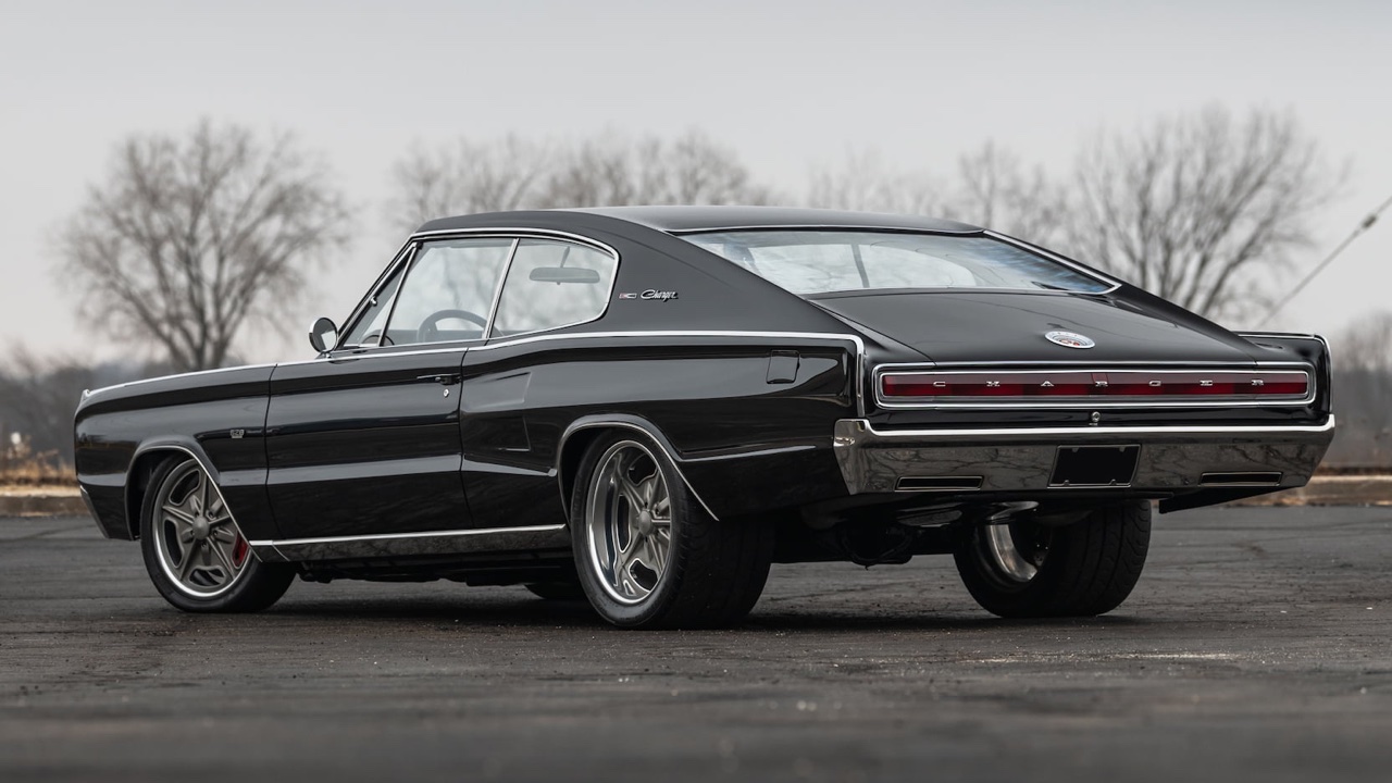 '67 Dodge Charger Restomod - Ouch ! 40