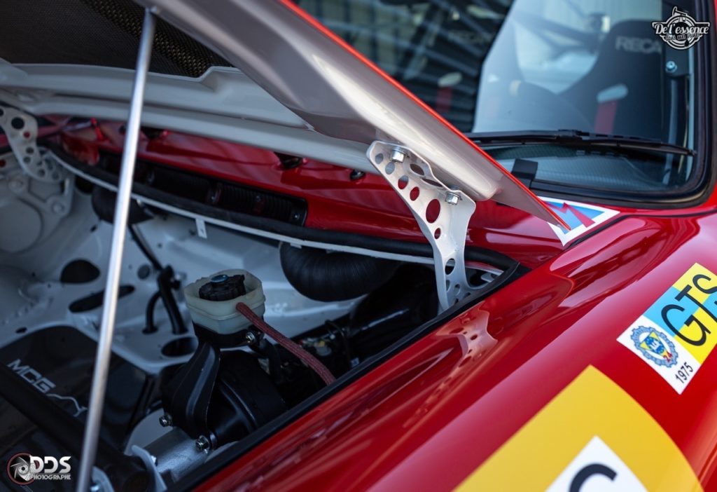 Porsche 911 RSR - 50% restomod, 50% course, 100% MCG Propulsion 20
