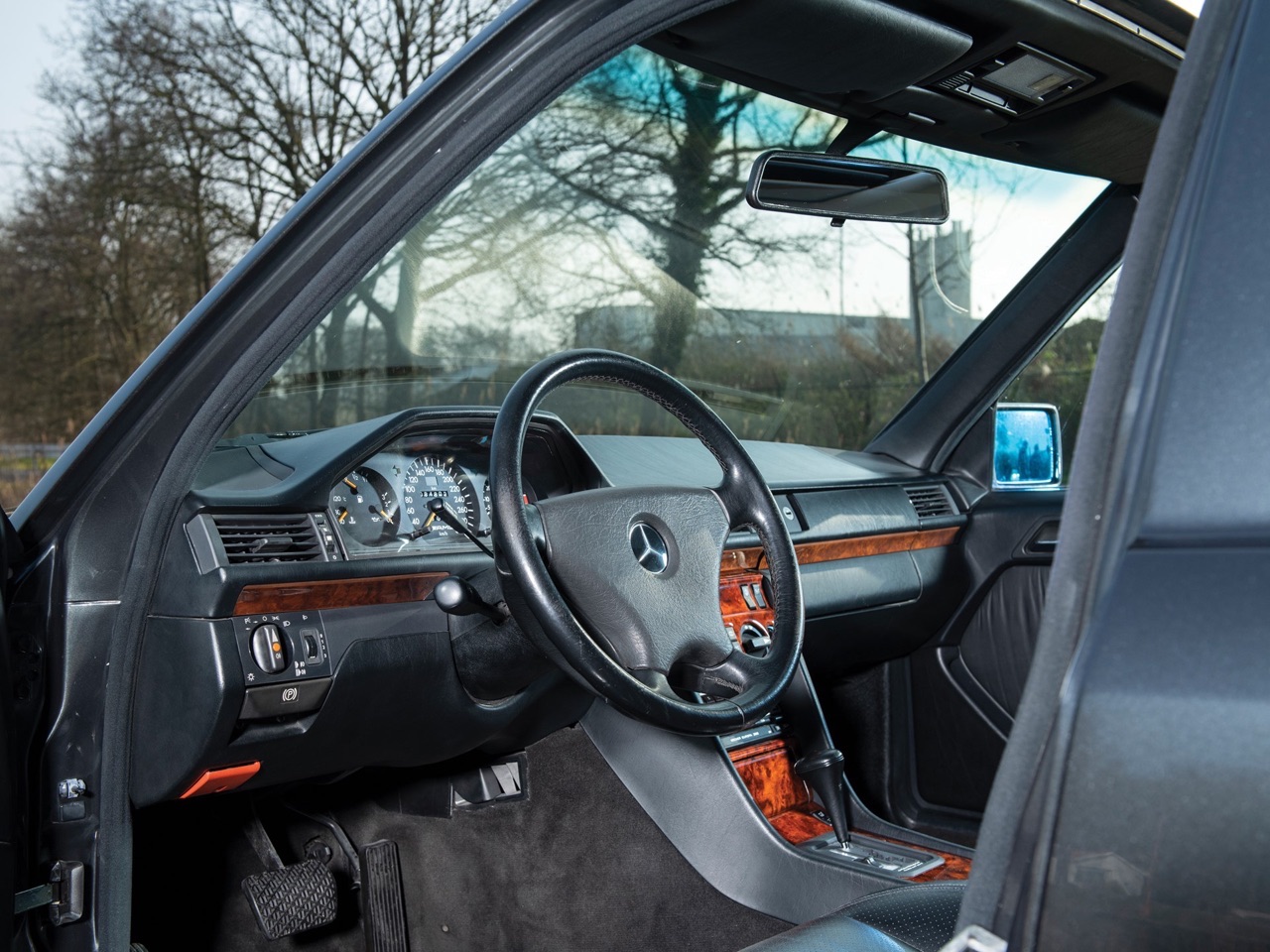 Mercedes 500 E60 AMG 6.0 - Autobahn queen ! 34