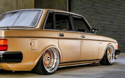 &rsquo;82 Slammed Volvo 244 GLE… Best in Show !