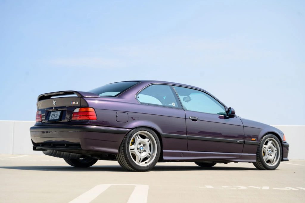 Ces voitures qui n'étaient pas comme les autres... 49