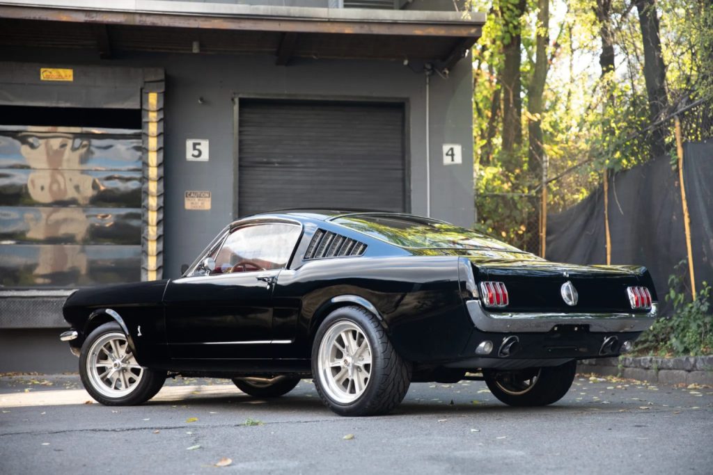 Ces voitures qui n'étaient pas comme les autres... 82