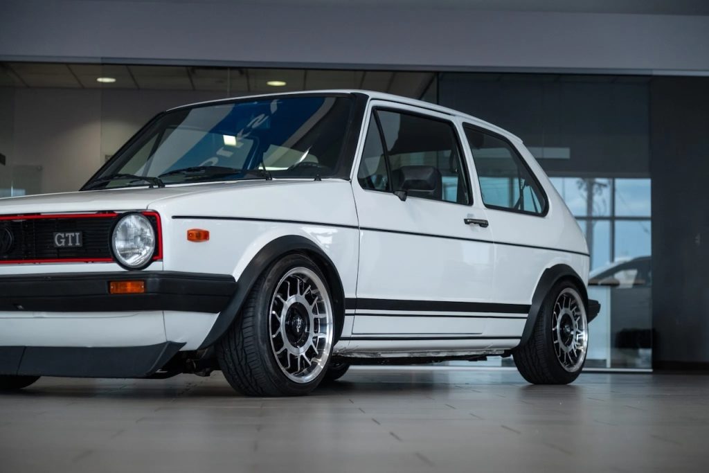 Ces voitures qui n'étaient pas comme les autres... 3