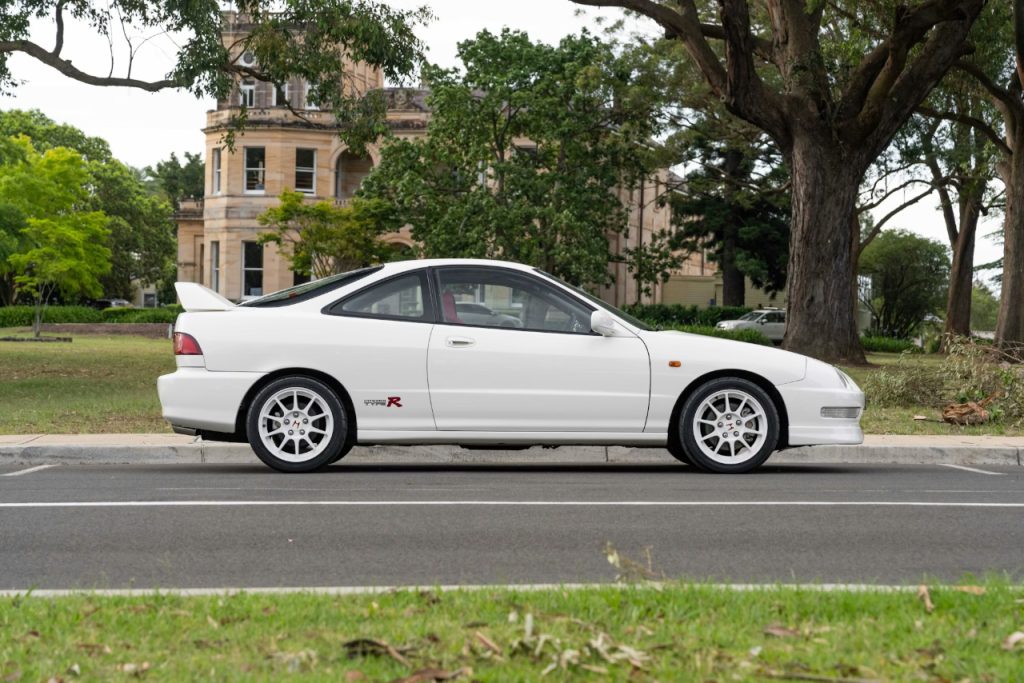 Ces voitures qui n'étaient pas comme les autres... 54