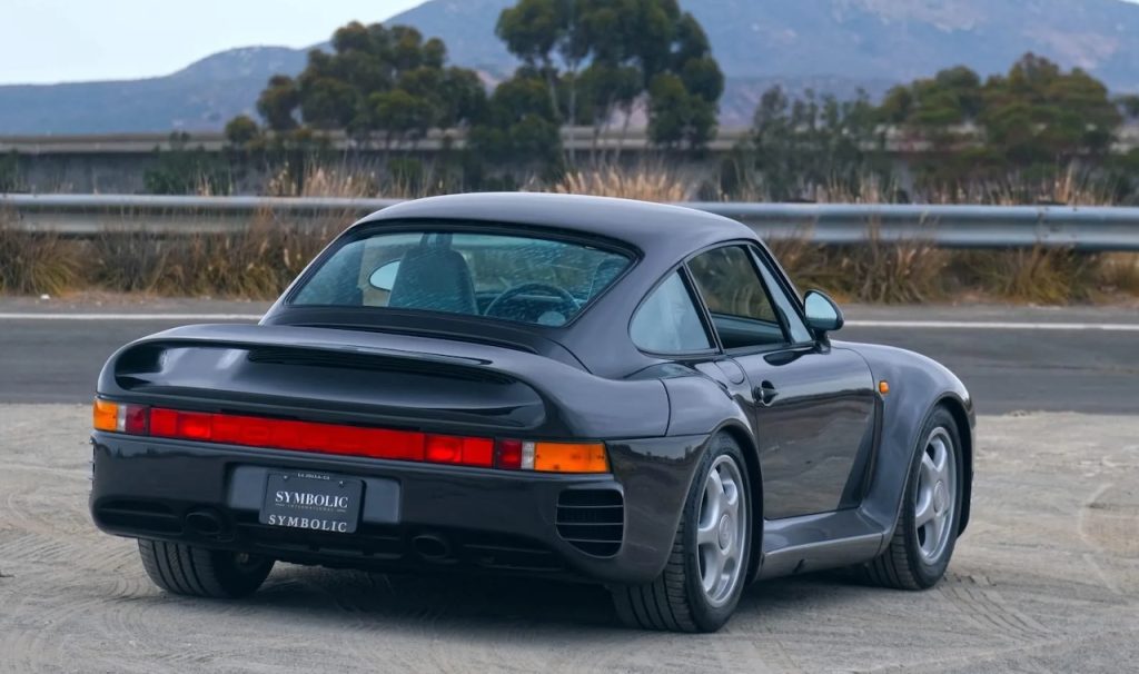 Ces voitures qui n'étaient pas comme les autres... 17