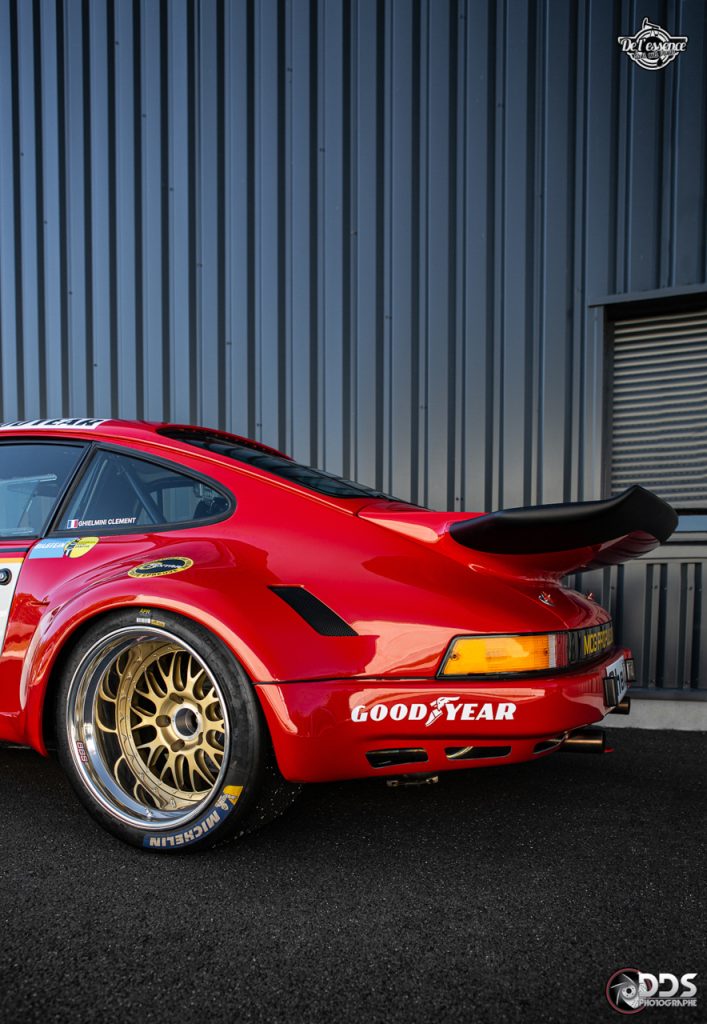 Porsche 911 RSR - 50% restomod, 50% course, 100% MCG Propulsion 12