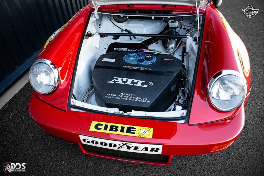 Porsche 911 RSR - 50% restomod, 50% course, 100% MCG Propulsion 19
