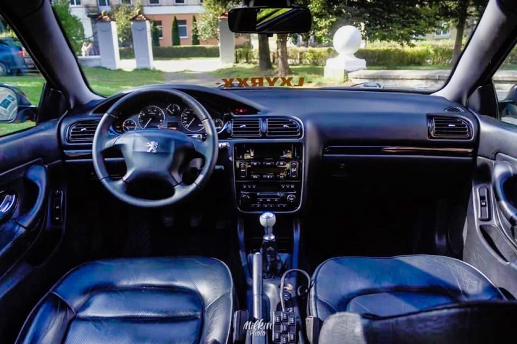 Peugeot coupé 406 V6... Elle manque pas d'air ! 14