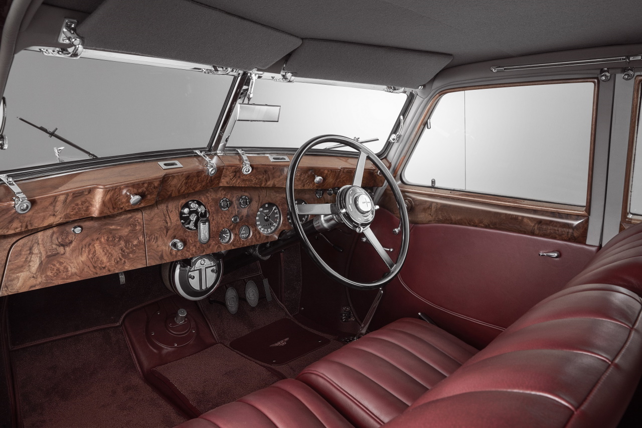 '39 Bentley Corniche Mulliner : Haute couture 10
